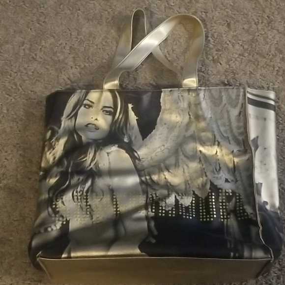 Victoria's Secret Handbags - Victoria's Secret Supermodel Tote